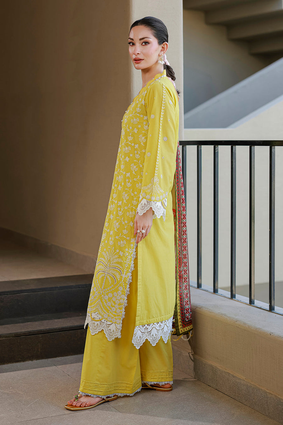 Zellbury Chikankari Embroidered Cotton Unstitched 3Pc Suit WUS26E34087