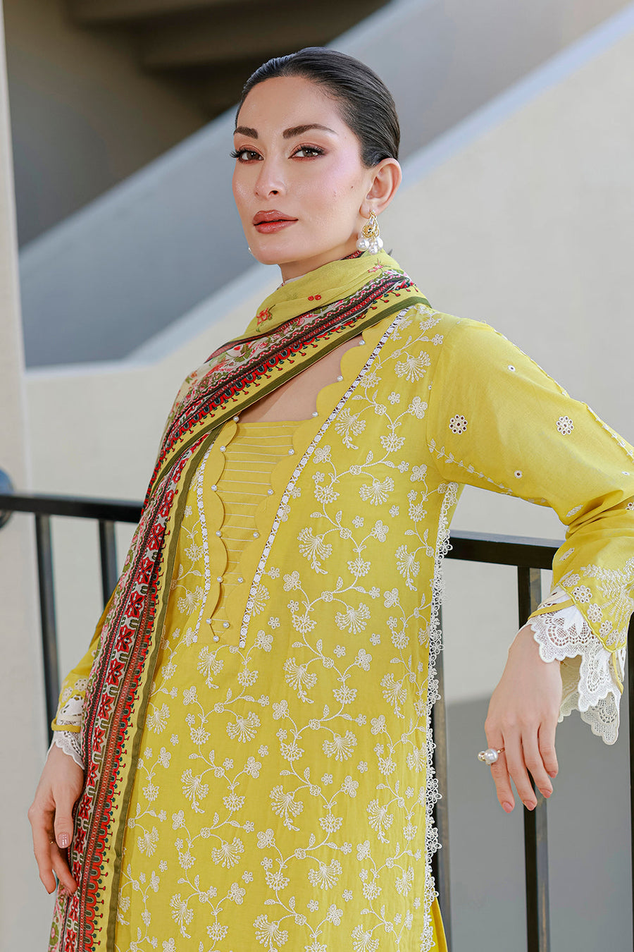 Zellbury Chikankari Embroidered Cotton Unstitched 3Pc Suit WUS26E34087