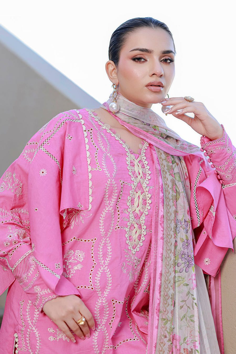 Zellbury Chikankari Embroidered Cotton Unstitched 3Pc Suit WUS26E34089