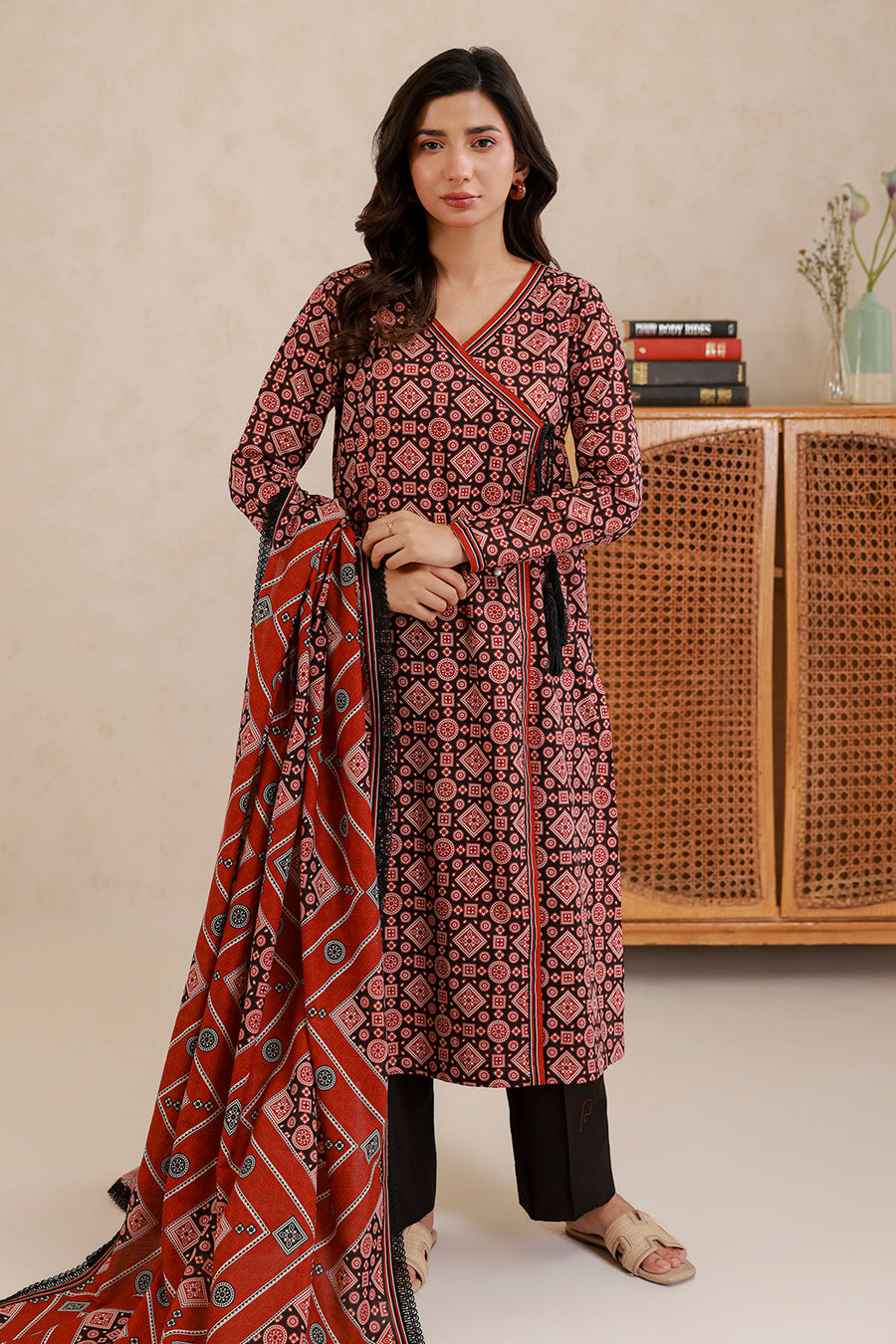 Zellbury Summer Printed Lawn Unstitched 2Pc Suit WUS26X20862