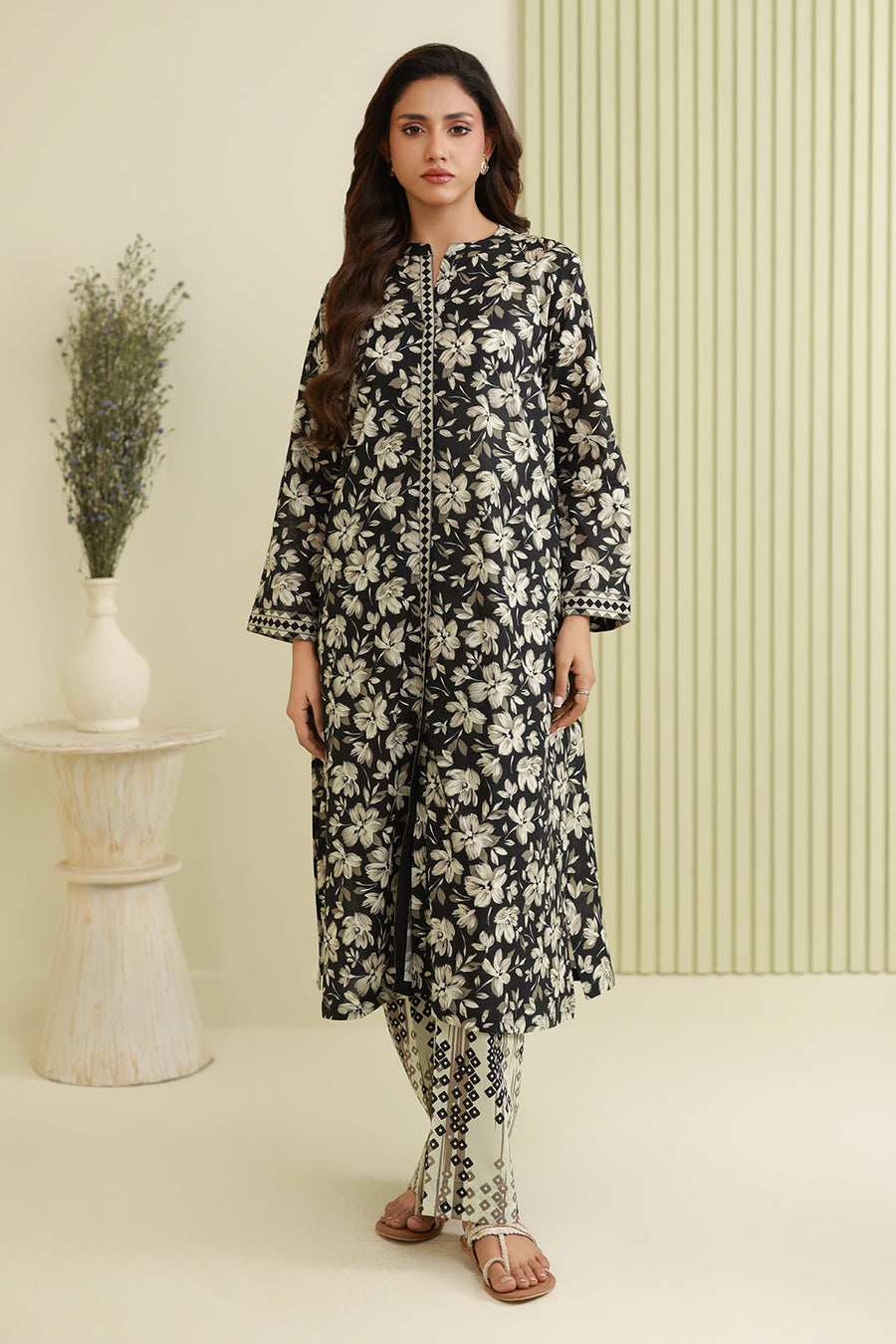 Zellbury Summer Printed Lawn Unstitched 2Pc Suit WUS26X20863