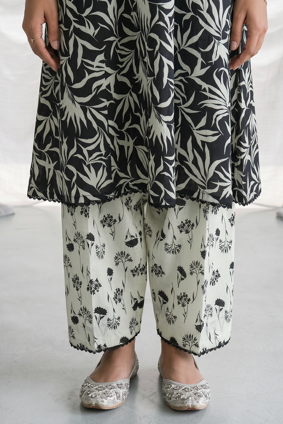 Zellbury Monochrome Printed Lawn Unstitched 2Pc Suit WUS26X21062