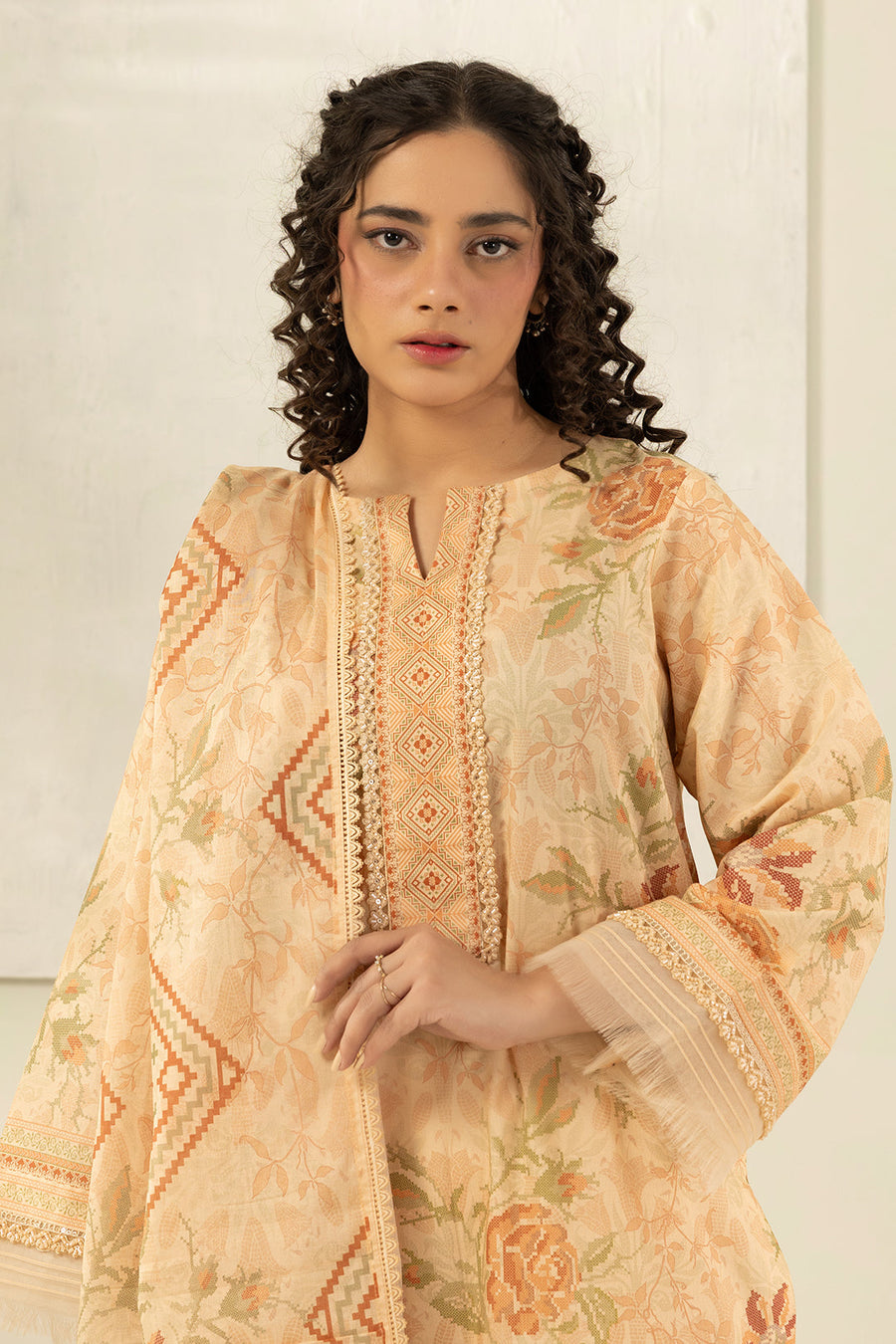 Zellbury Summer Printed Lawn Unstitched 3Pc Suit WUS26X30418