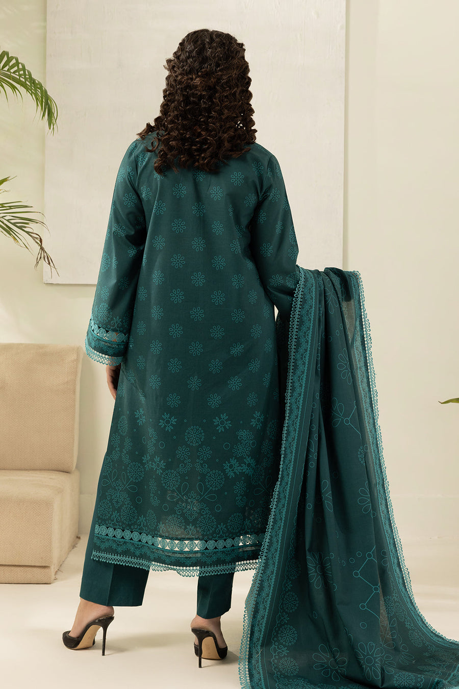 Zellbury Summer Printed Lawn Unstitched 3Pc Suit WUS26X30429