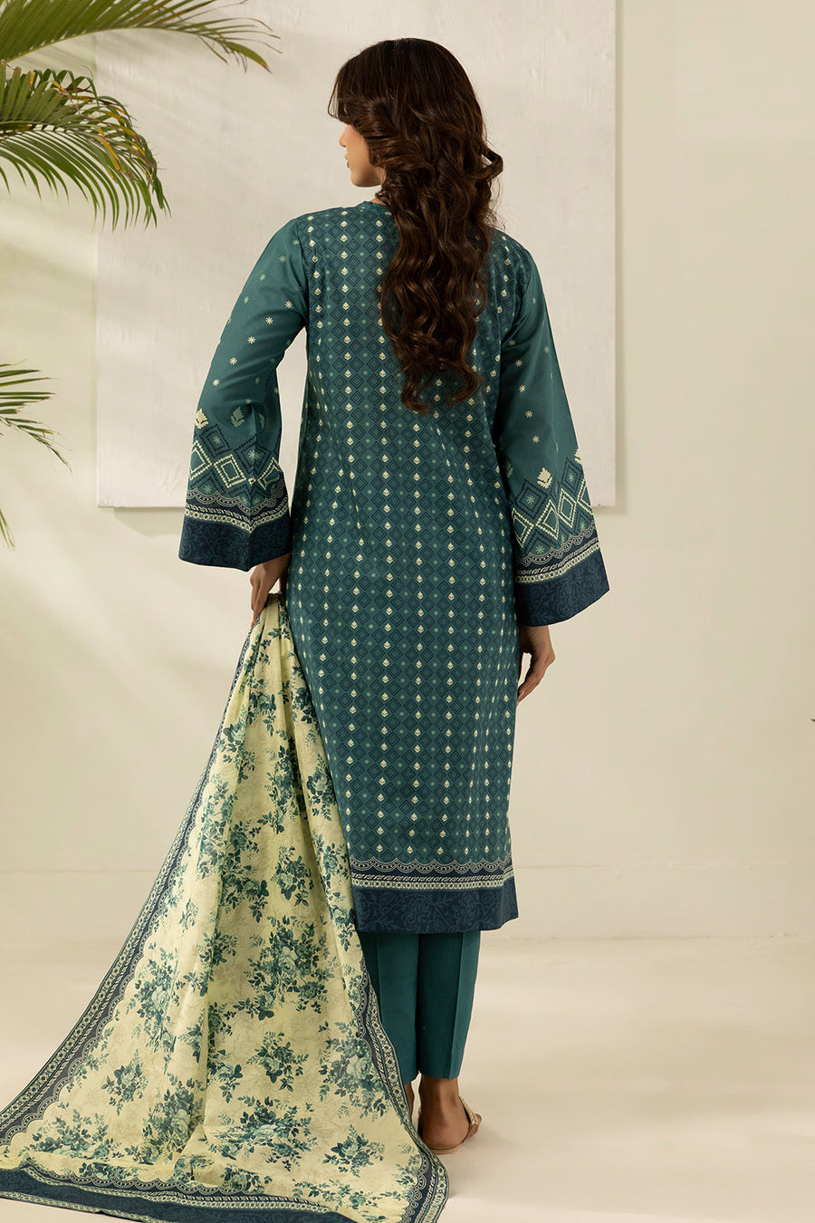 Zellbury Summer Printed Lawn Unstitched 3Pc Suit WUS26X30485