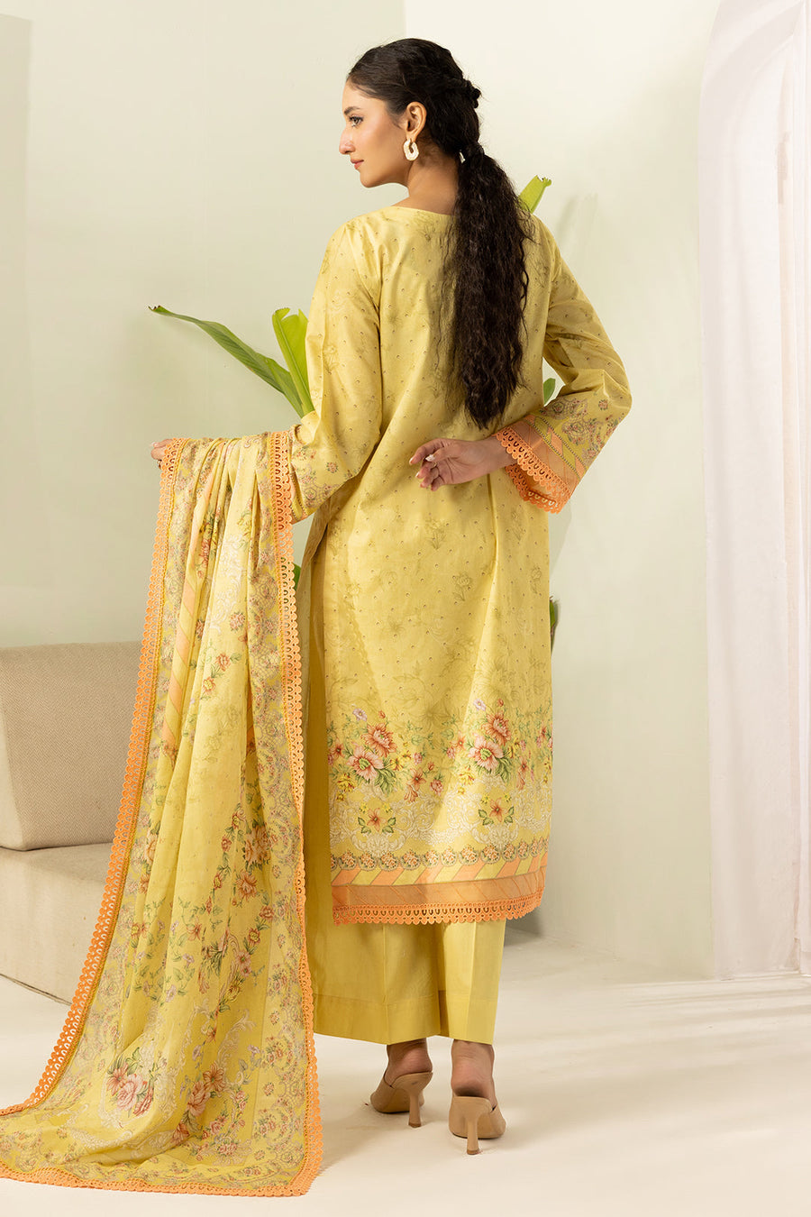 Zellbury Summer Printed Lawn Unstitched 3Pc Suit WUS26X30486