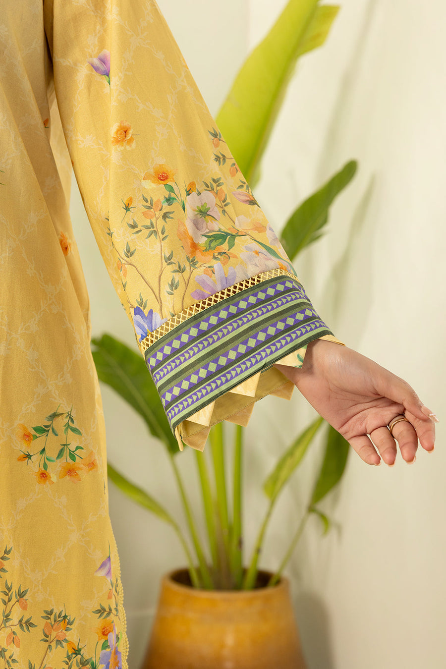 Zellbury Summer Printed Lawn Unstitched 3Pc Suit WUS26X30606