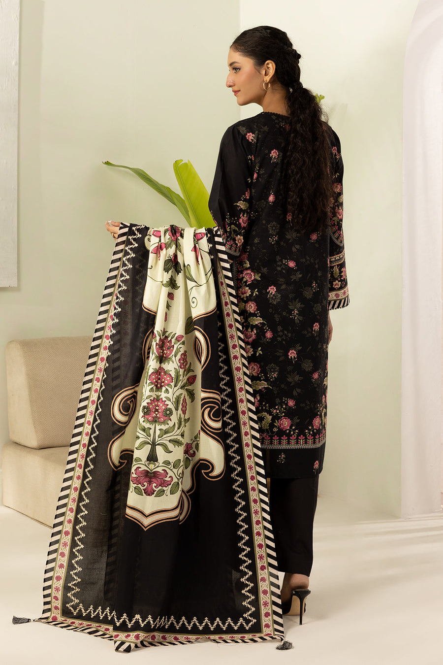 Zellbury Summer Printed Lawn Unstitched 3Pc Suit WUS26X30621