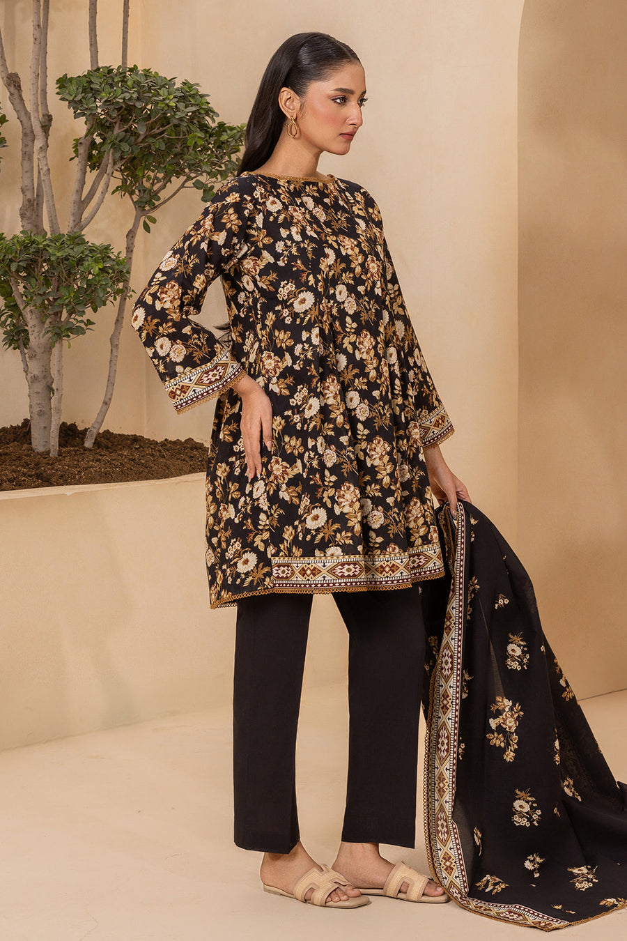 Zellbury Summer Printed Lawn Unstitched 3Pc Suit WUS26X30685