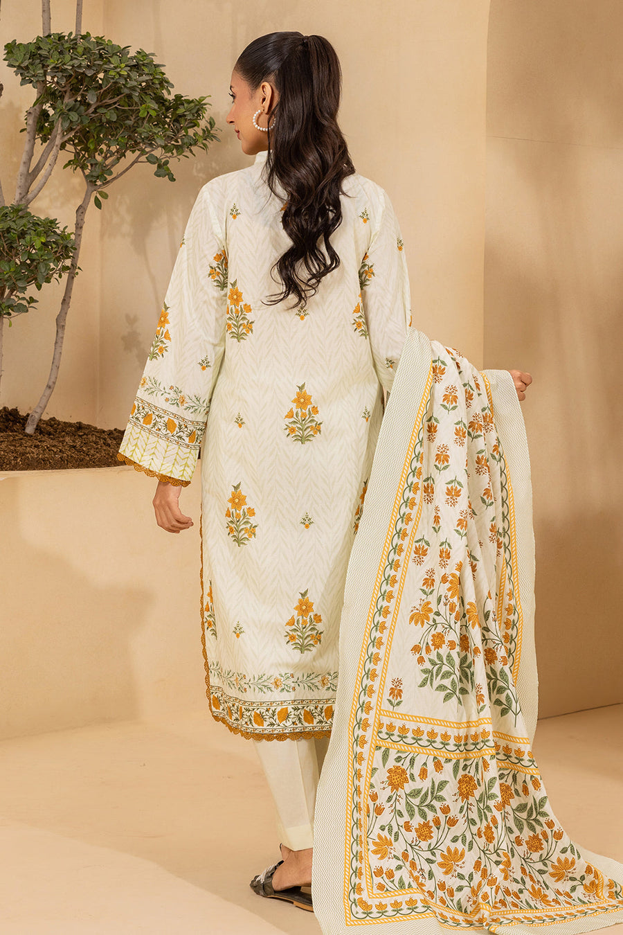 Zellbury Summer Printed Lawn Unstitched 3Pc Suit WUS26X30759