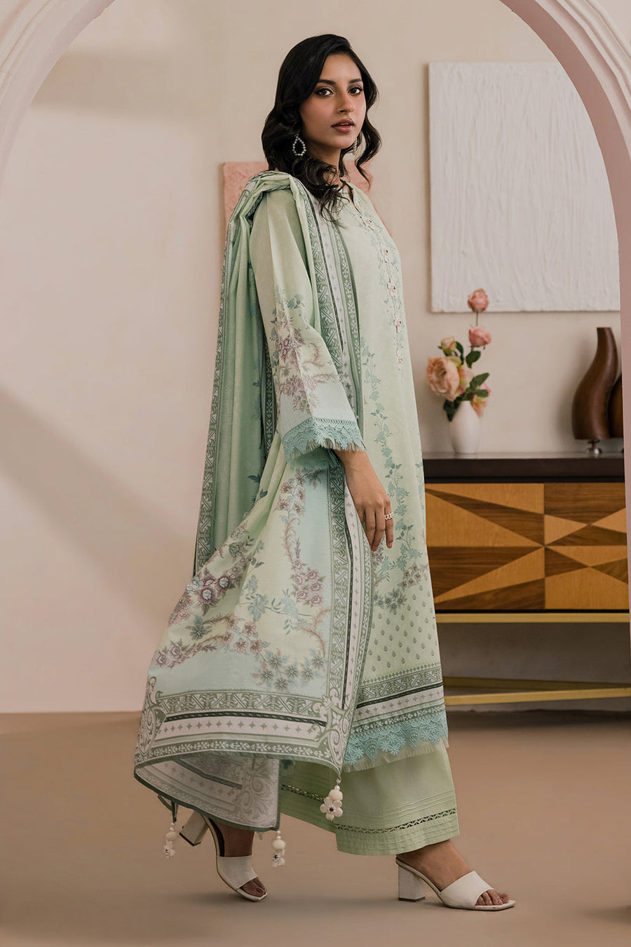 Zellbury Summer Printed Lawn Unstitched 3Pc Suit WUS26X30821