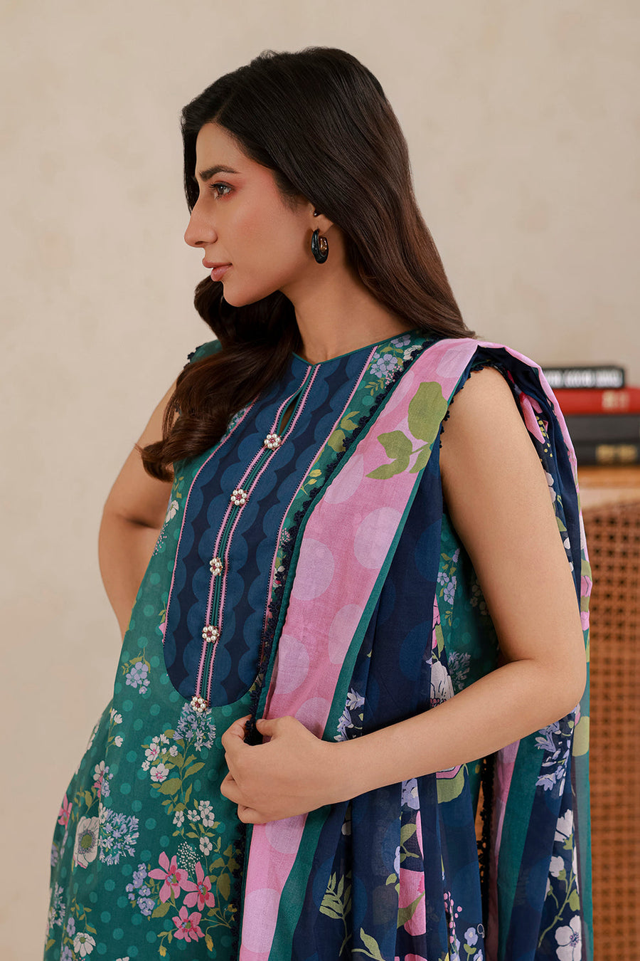 Zellbury Summer Printed Lawn Unstitched 3Pc Suit WUS26X30897