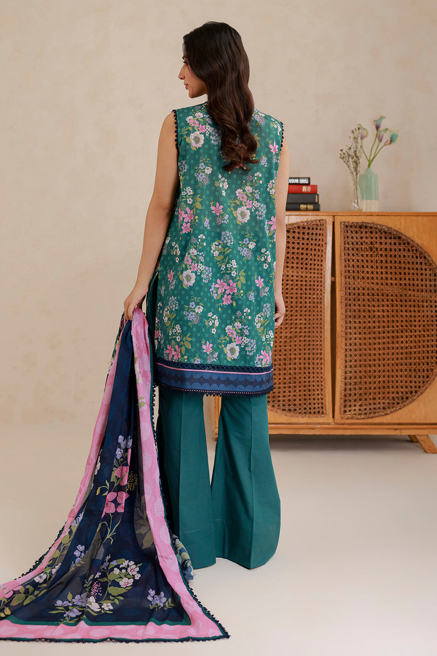 Zellbury Summer Printed Lawn Unstitched 3Pc Suit WUS26X30897