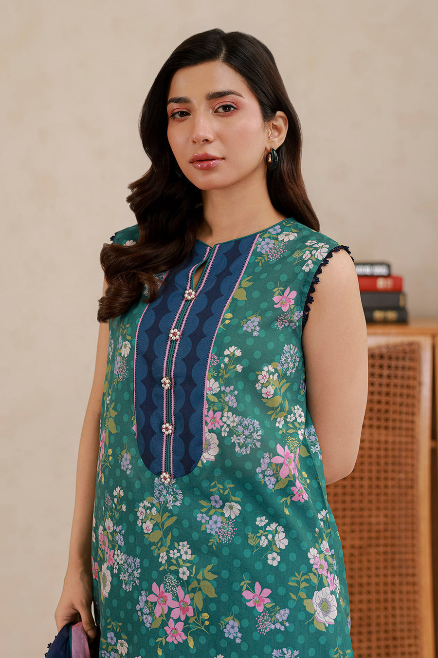 Zellbury Summer Printed Lawn Unstitched 3Pc Suit WUS26X30897