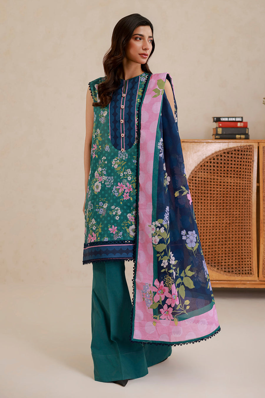 Zellbury Summer Printed Lawn Unstitched 3Pc Suit WUS26X30897