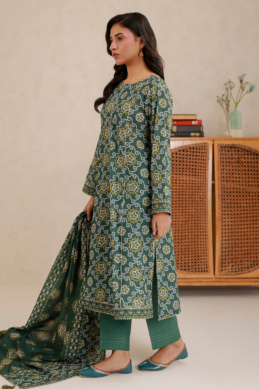 Zellbury Summer Printed Lawn Unstitched 3Pc Suit WUS26X30947
