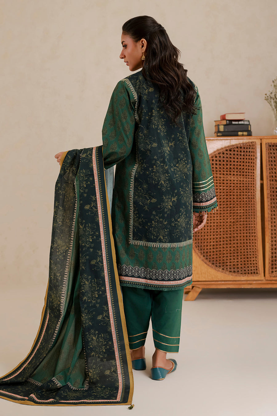 Zellbury Summer Printed Lawn Unstitched 3Pc Suit WUS26X31019