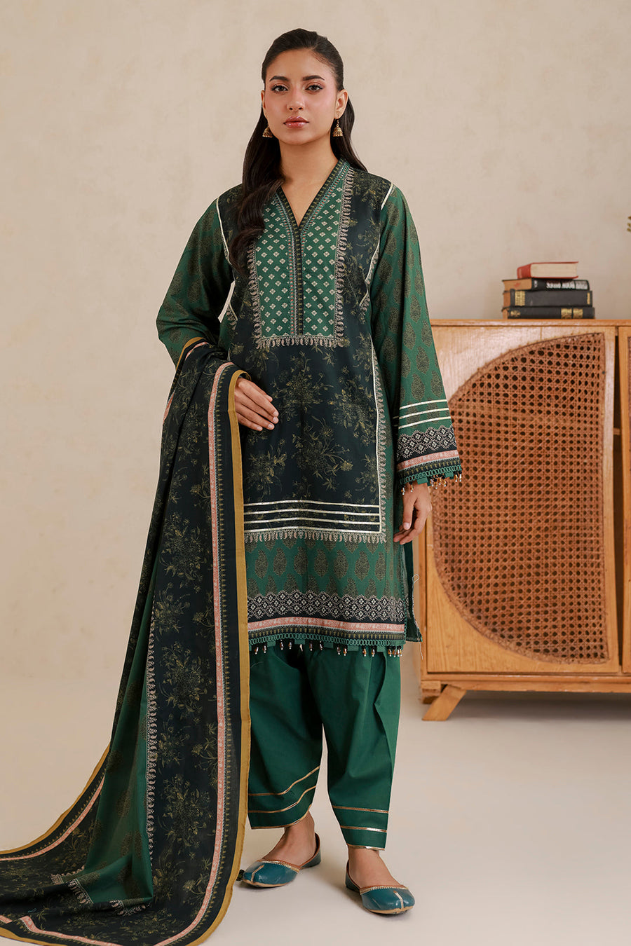 Zellbury Summer Printed Lawn Unstitched 3Pc Suit WUS26X31019