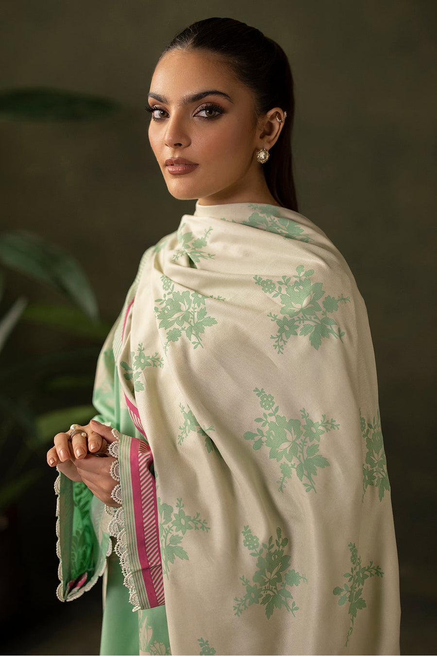 Zellbury Winter Vol-03 Embroidered Viscose Unstitched 3Pc Suit WUW24E30224