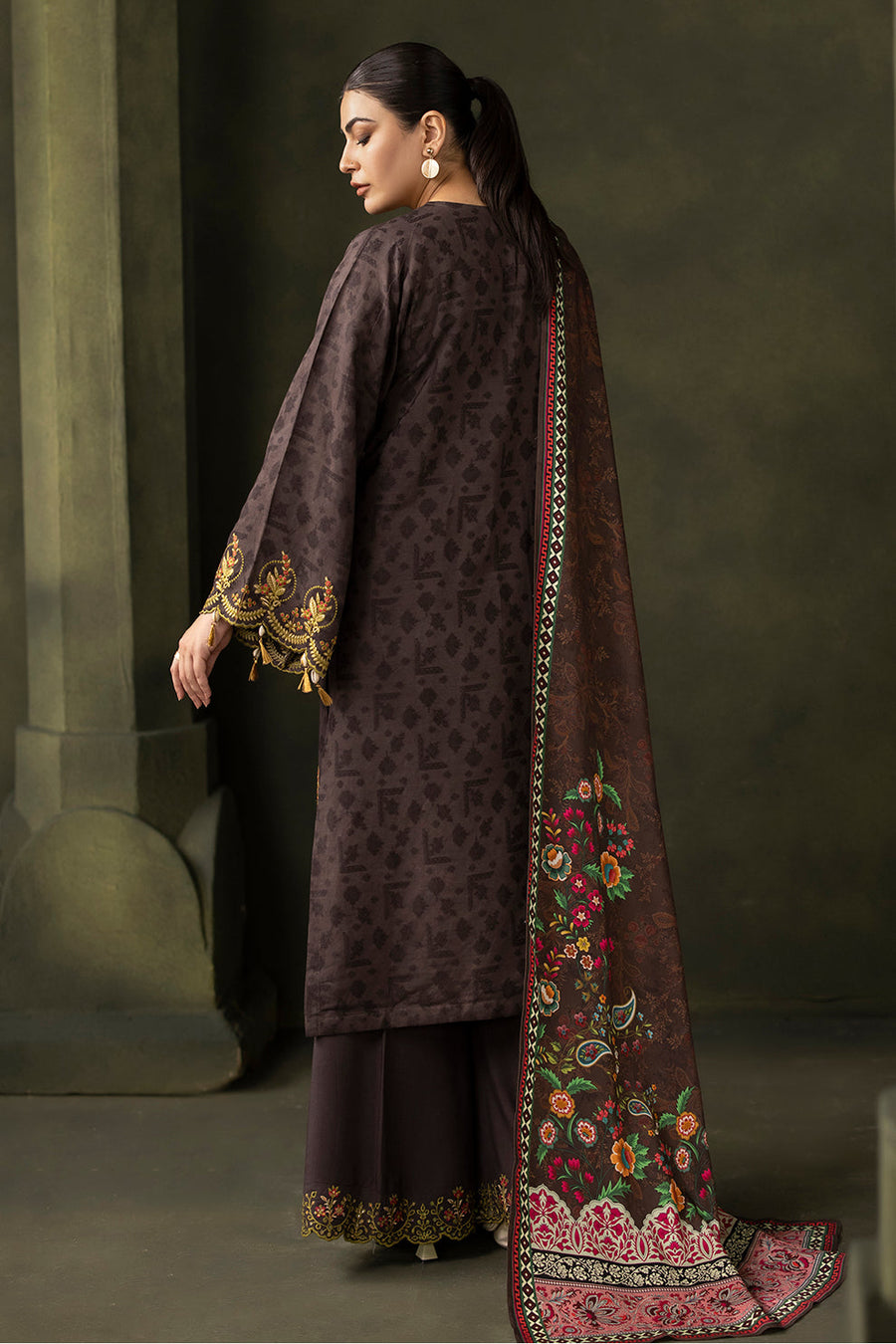 Zellbury Winter Vol-03 Embroidered Viscose Unstitched 3Pc Suit WUW24E30234