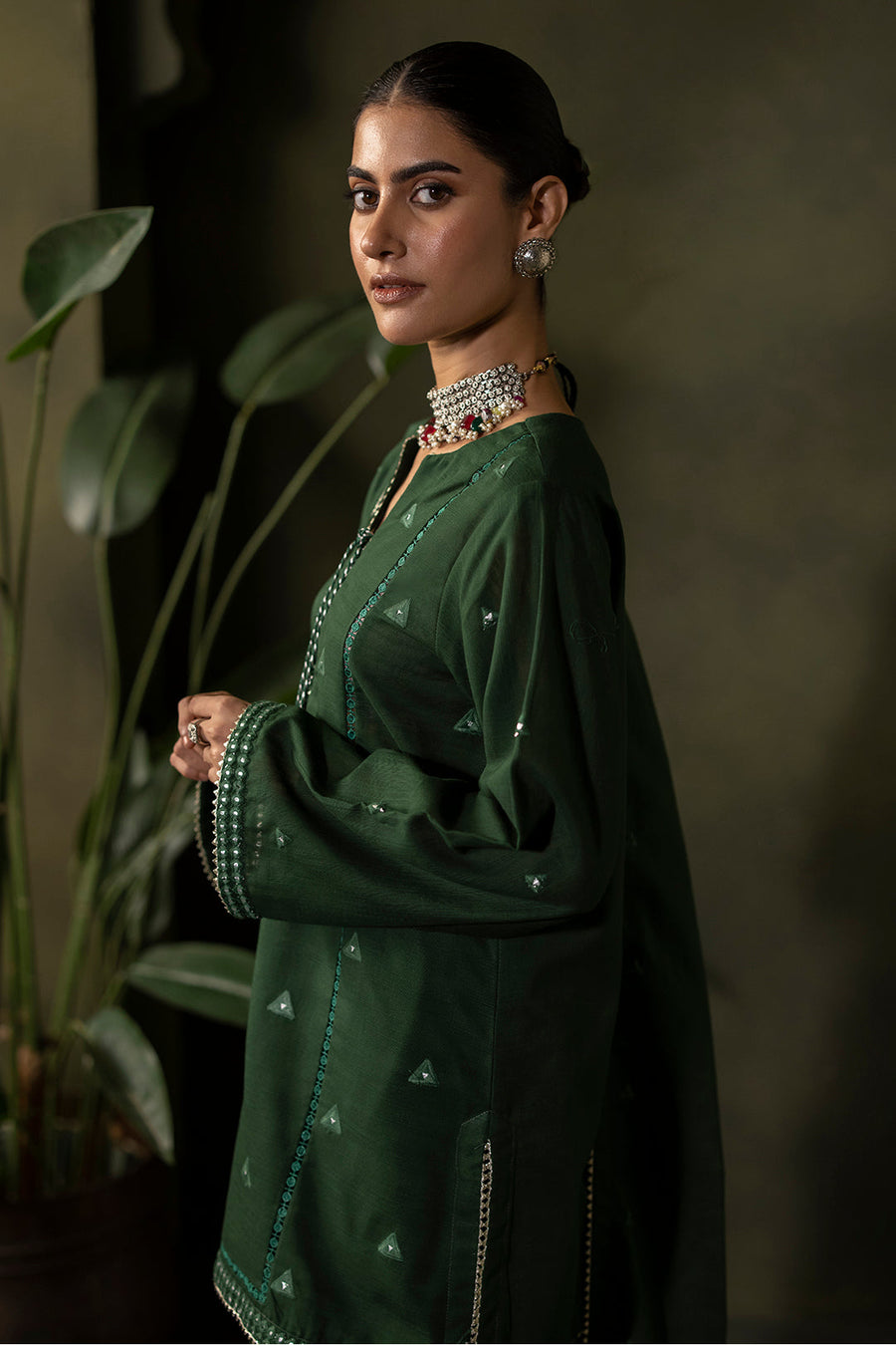 Zellbury Winter Unstitched Embroidered Khaddar 3Pc Suit WUW24E30240