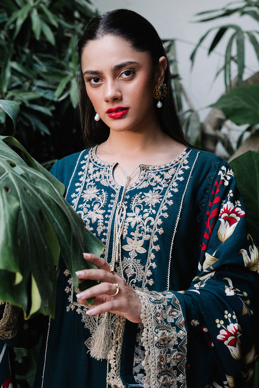 Zellbury Winter Unstitched Embroidered Khaddar 3Pc Suit WUW24E30241