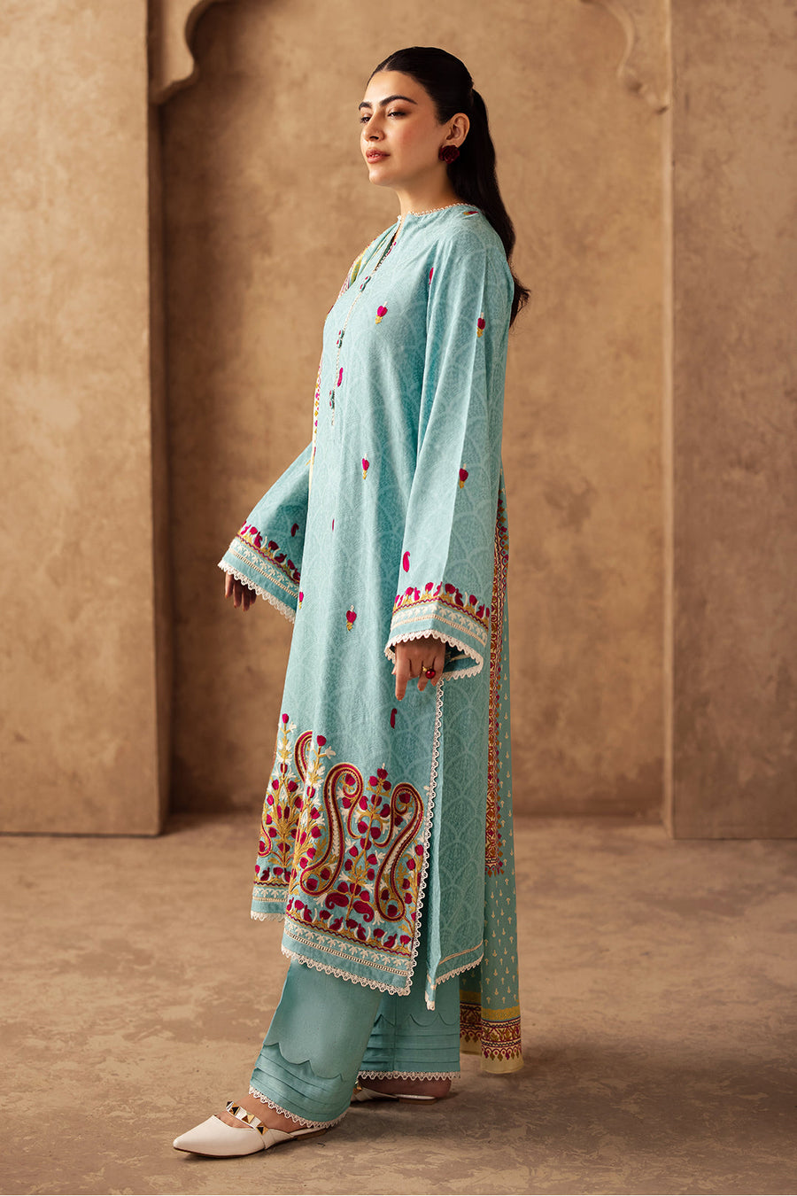 Zellbury Winter Unstitched Embroidered Viscose 3Pc Suit WUW24E30318