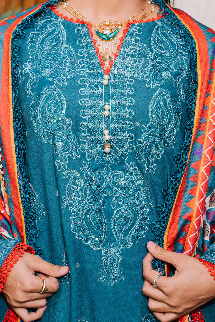 Zellbury Winter Vol-04 Embroidered Cotail Unstitched 3Pc Suit WUW24E30326