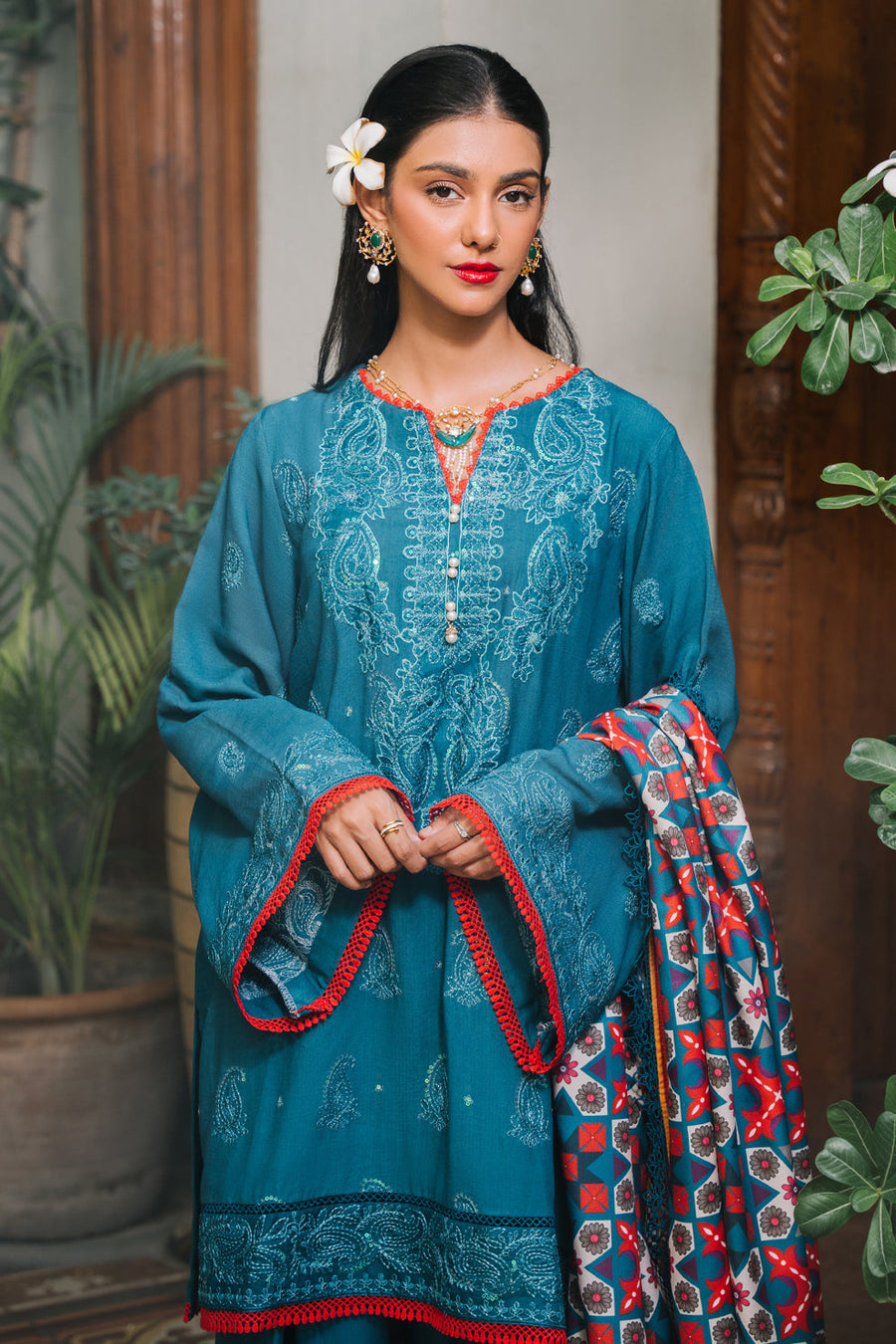 Zellbury Winter Vol-04 Embroidered Cotail Unstitched 3Pc Suit WUW24E30326