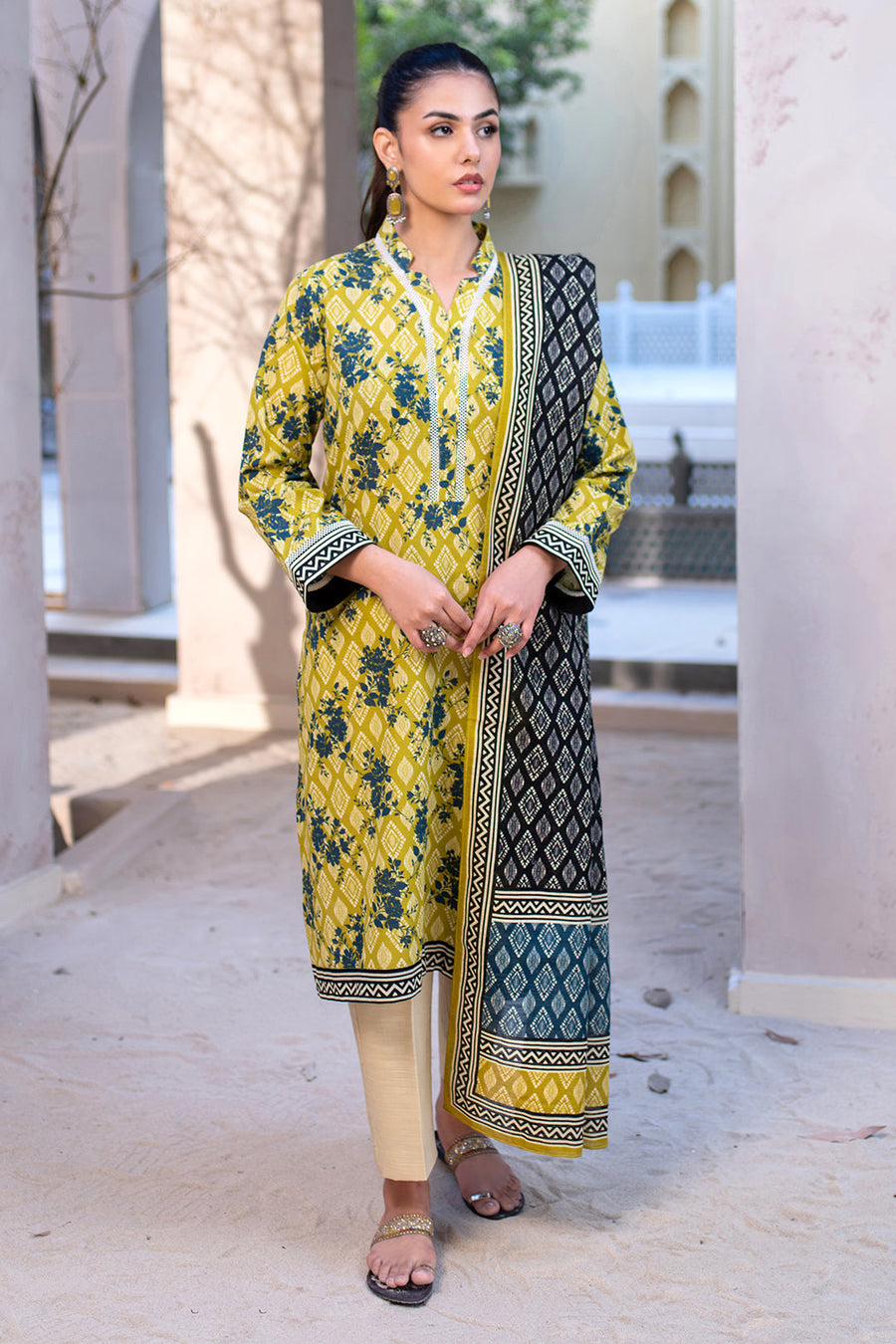 Zellbury Winter Unstitched Printed Khaddar 2Pc Suit WUW24X20548
