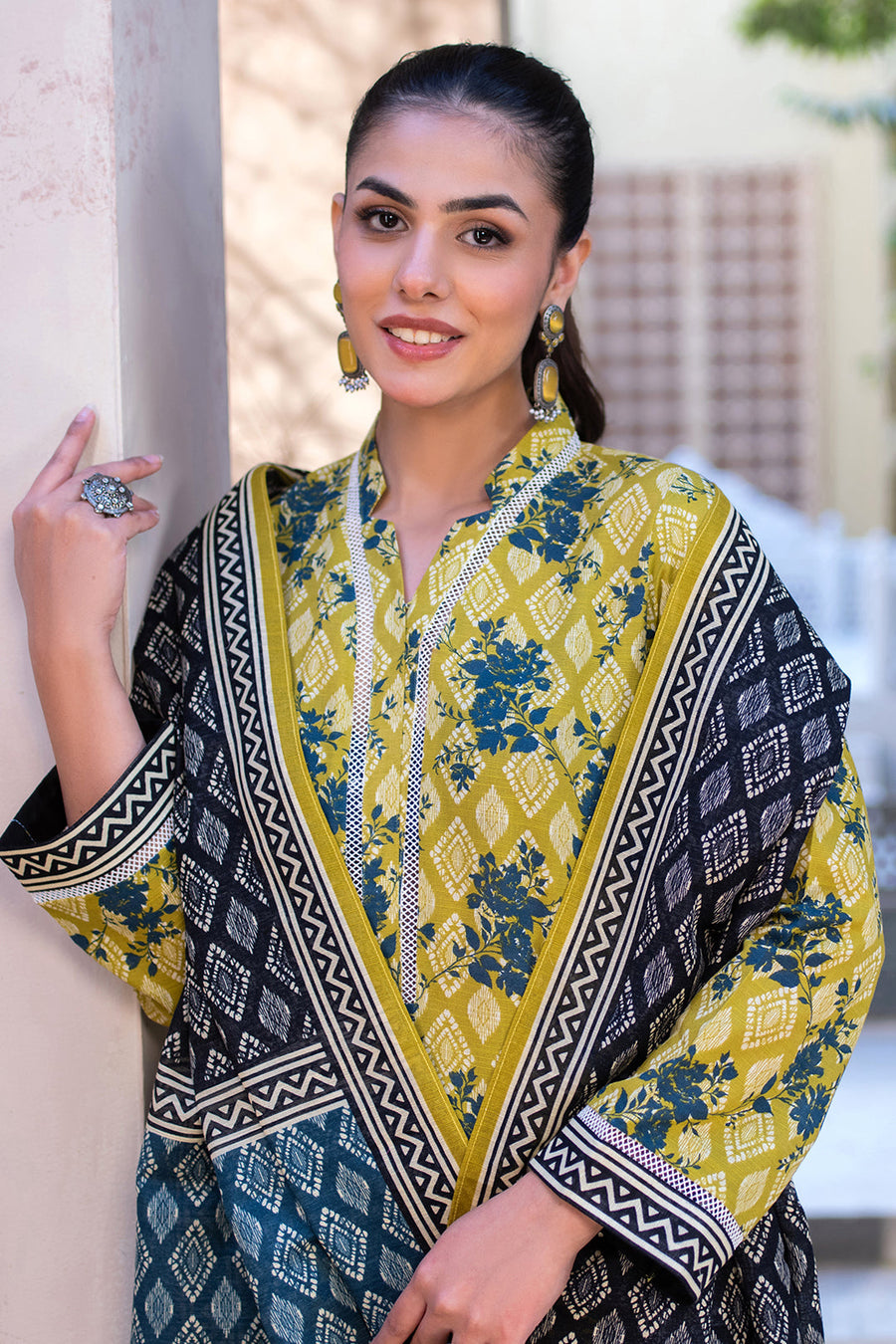 Zellbury Winter Unstitched Printed Khaddar 2Pc Suit WUW24X20548