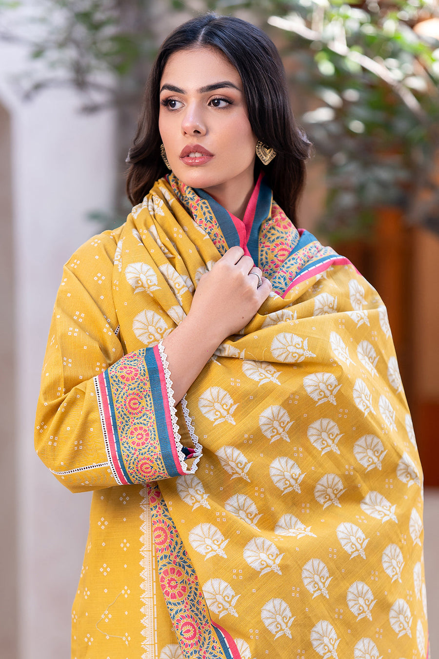 Zellbury Winter Vol-03 Unstitched Printed Viscose 2Pc Suit WUW24X20554