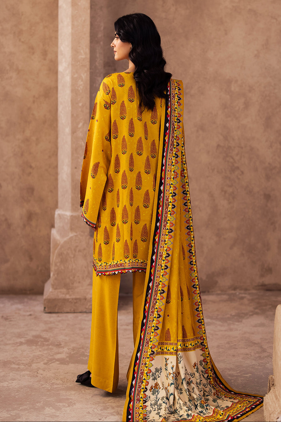 Zellbury Winter Printed Cotail Unstitched 3Pc Suit WUW24X30218