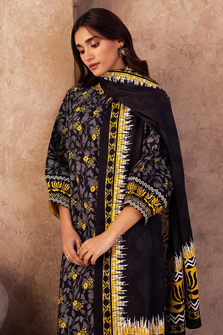 Zellbury Winter Vol-02 Unstitched Printed Viscose 3Pc Suit WUW24X30291