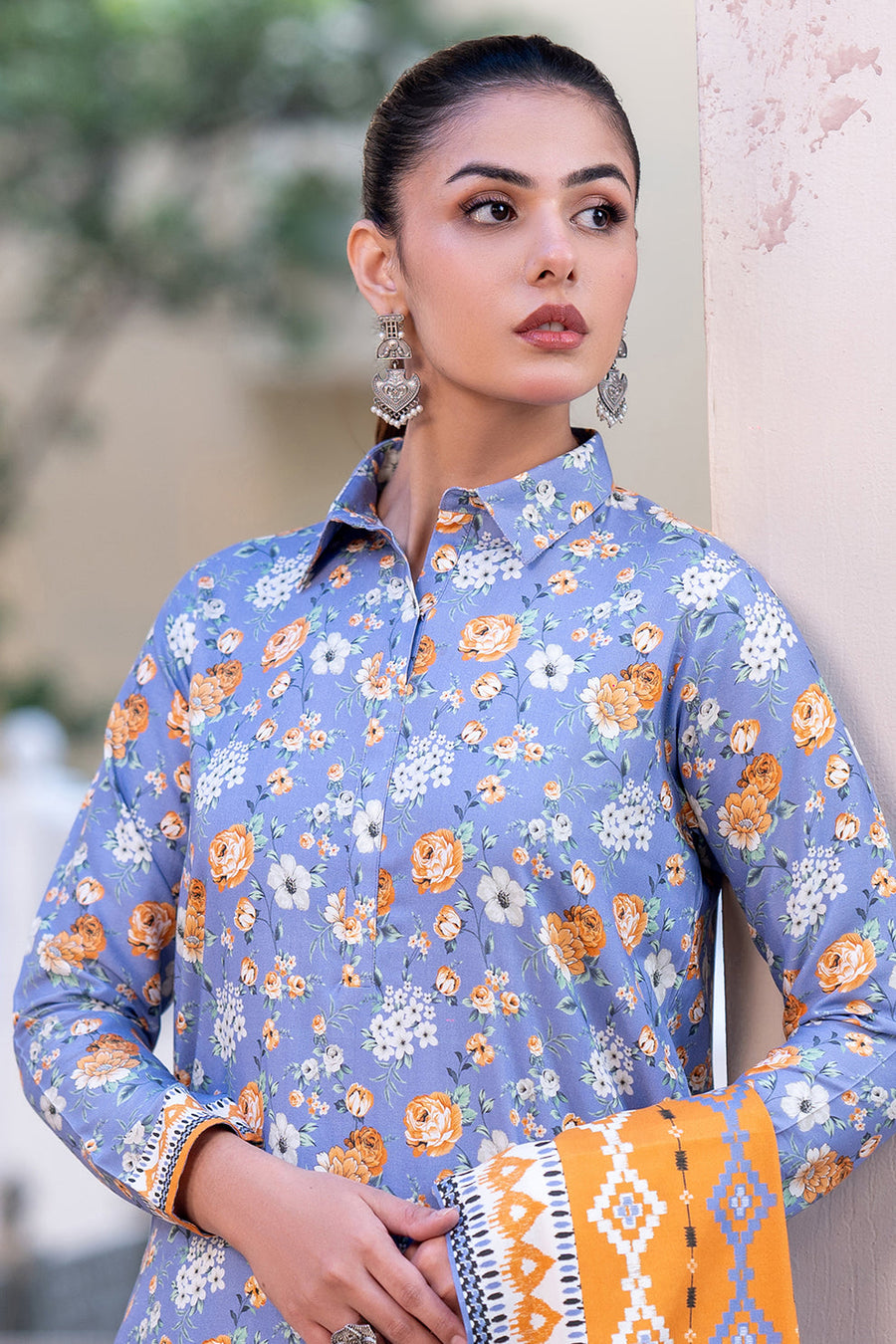Zellbury Winter Vol-03 Unstitched Printed Cotail 3Pc Suit WUW24X30534