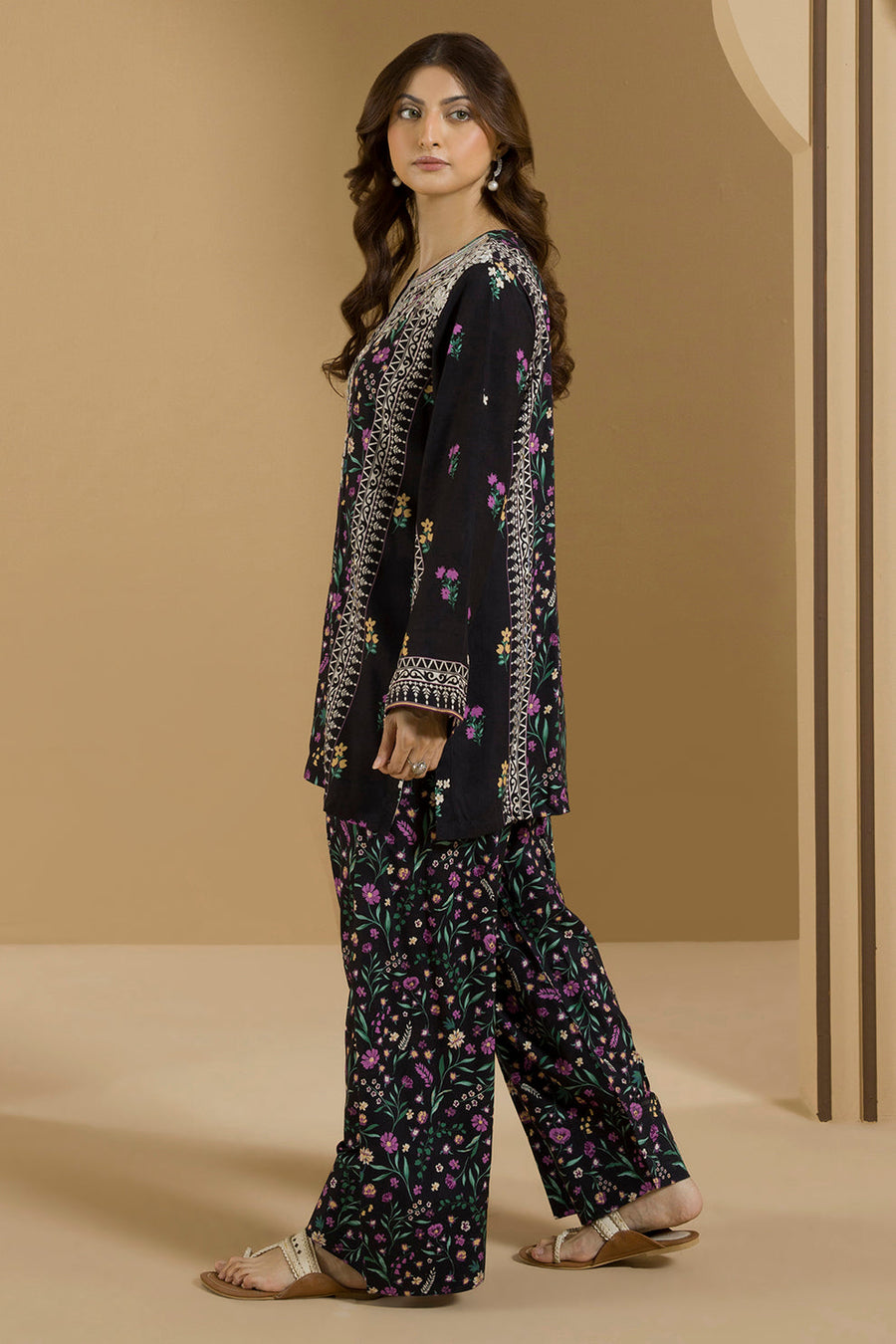 Zellbury Winter Vol-03 Unstitched Embroidered Linen 2Pc Suit WUW25E20095