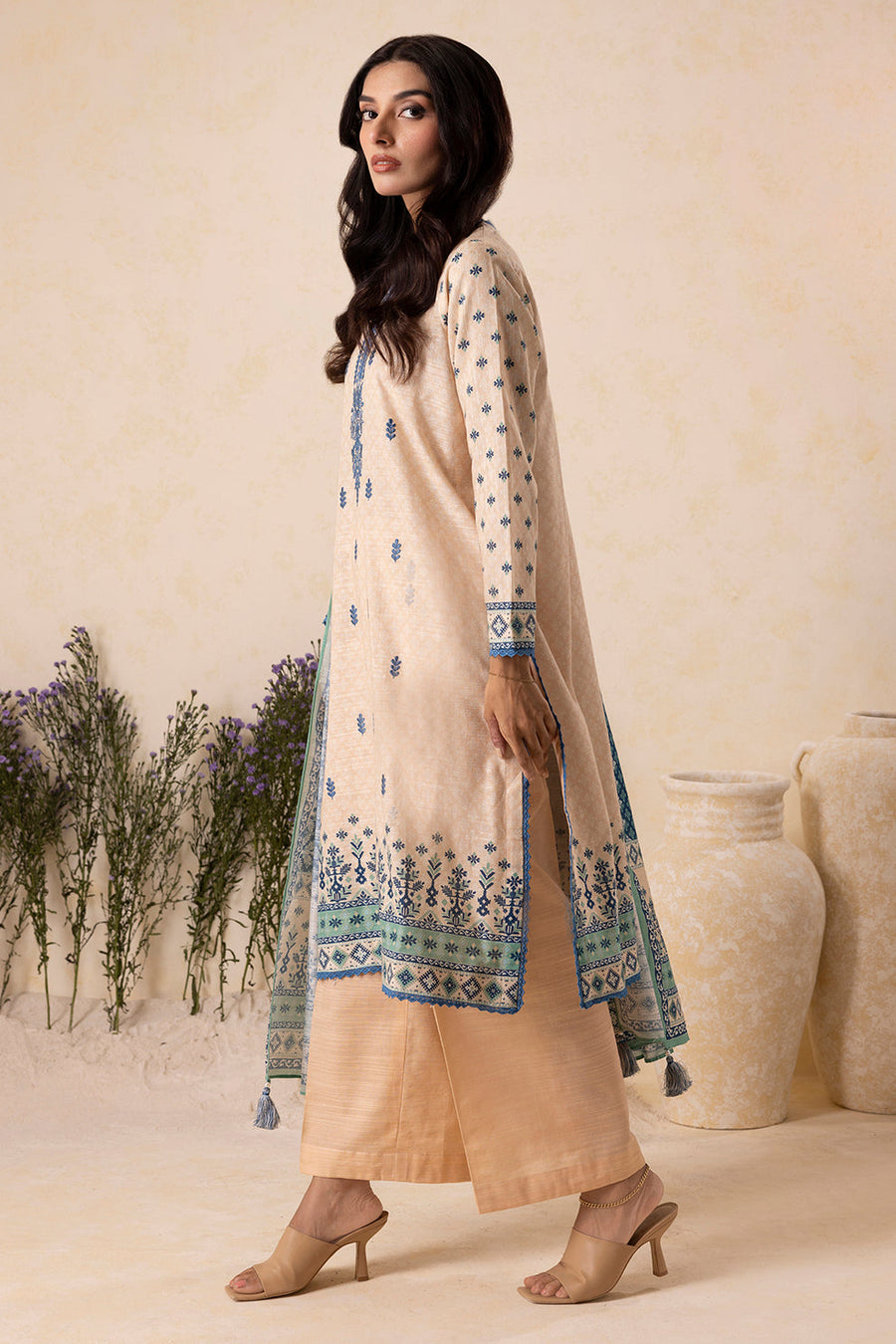 Zellbury Winter Vol-04 Embroidered Khaddar Unstitched 2Pc Suit WUW25E20129