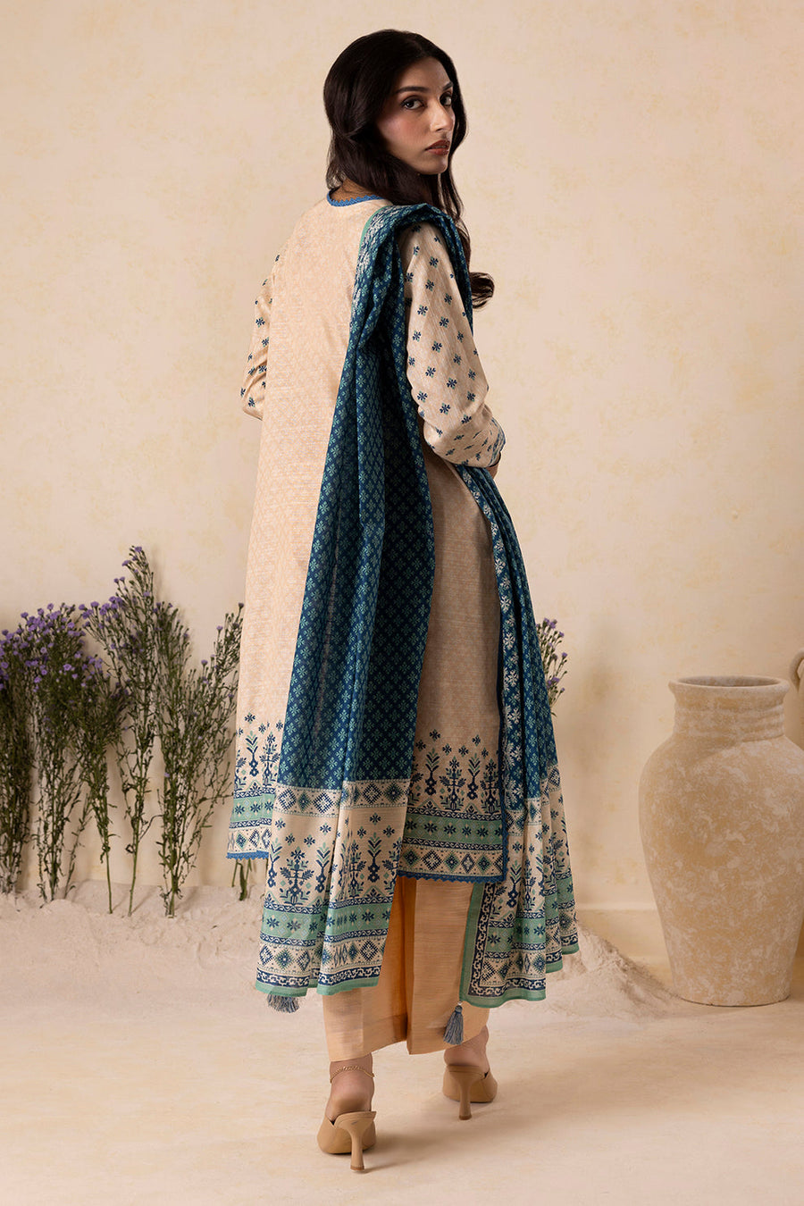 Zellbury Winter Vol-04 Embroidered Khaddar Unstitched 2Pc Suit WUW25E20129