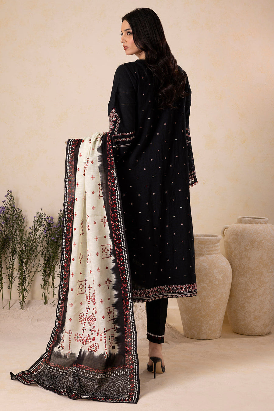 Zellbury Winter Vol-04 Embroidered Khaddar Unstitched 3Pc Suit WUW25E30166