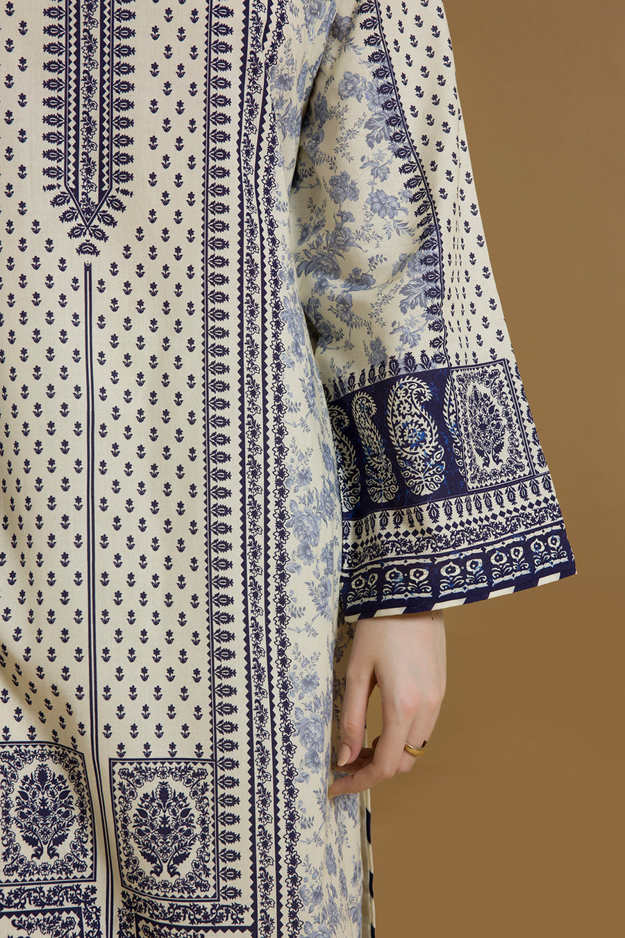 Zellbury Winter Vol-03 Unstitched Printed Linen 3Pc Suit WUW25X30097