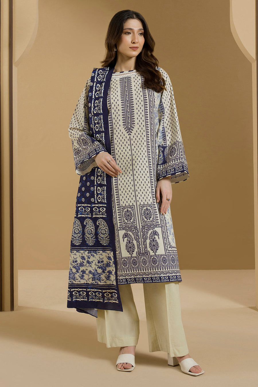 Zellbury Winter Vol-03 Unstitched Printed Linen 3Pc Suit WUW25X30097