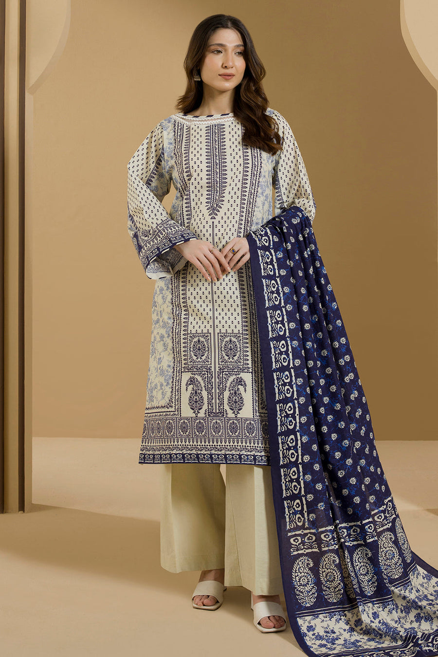 Zellbury Winter Vol-03 Unstitched Printed Linen 3Pc Suit WUW25X30097