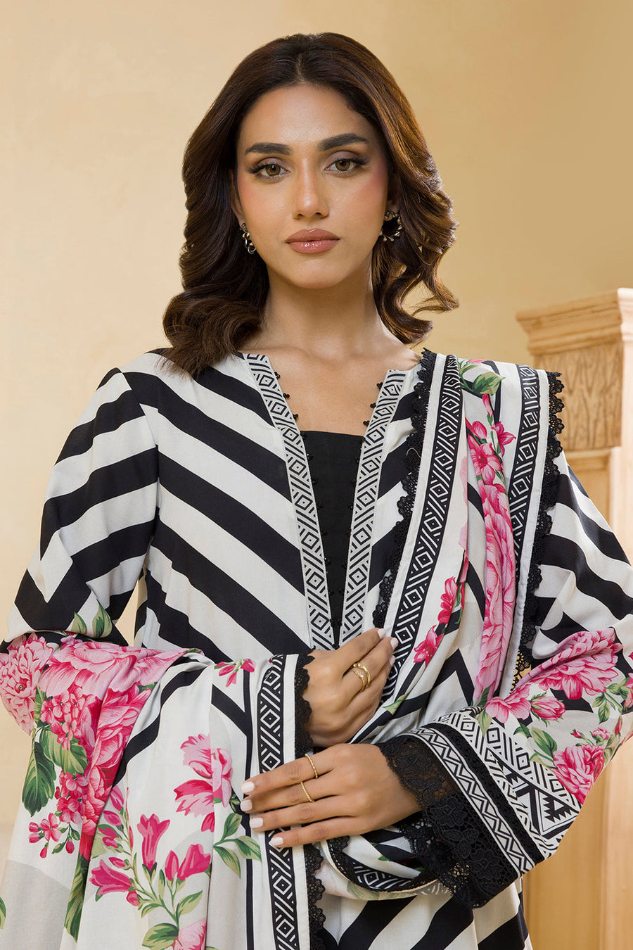 Zellbury Winter Vol-03 Unstitched Printed Linen 3Pc Suit WUW25X30099