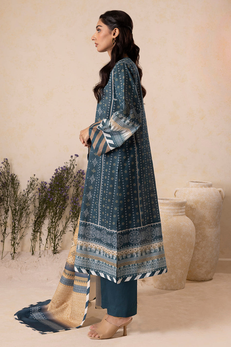 Zellbury Winter Vol-05 Unstitched Printed Khaddar 3Pc Suit WUW25X30140