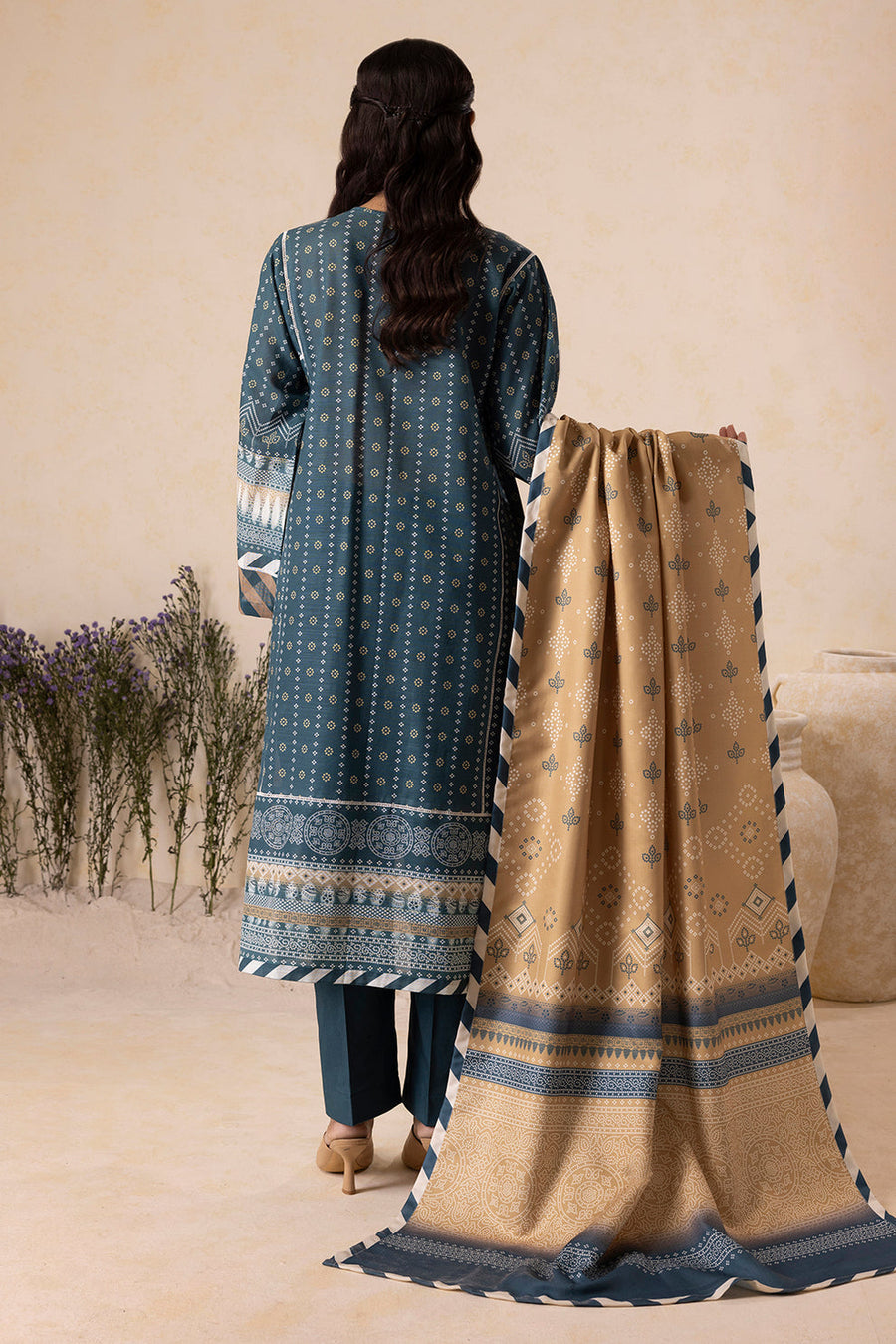 Zellbury Winter Vol-05 Unstitched Printed Khaddar 3Pc Suit WUW25X30140