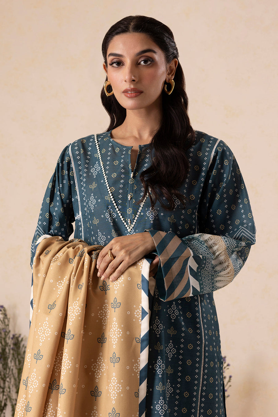 Zellbury Winter Vol-05 Unstitched Printed Khaddar 3Pc Suit WUW25X30140