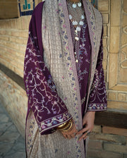 Hemline by Mushq Bukhara Embroidered Viscose Unstitched 3Pc Suit - Winter Caravan