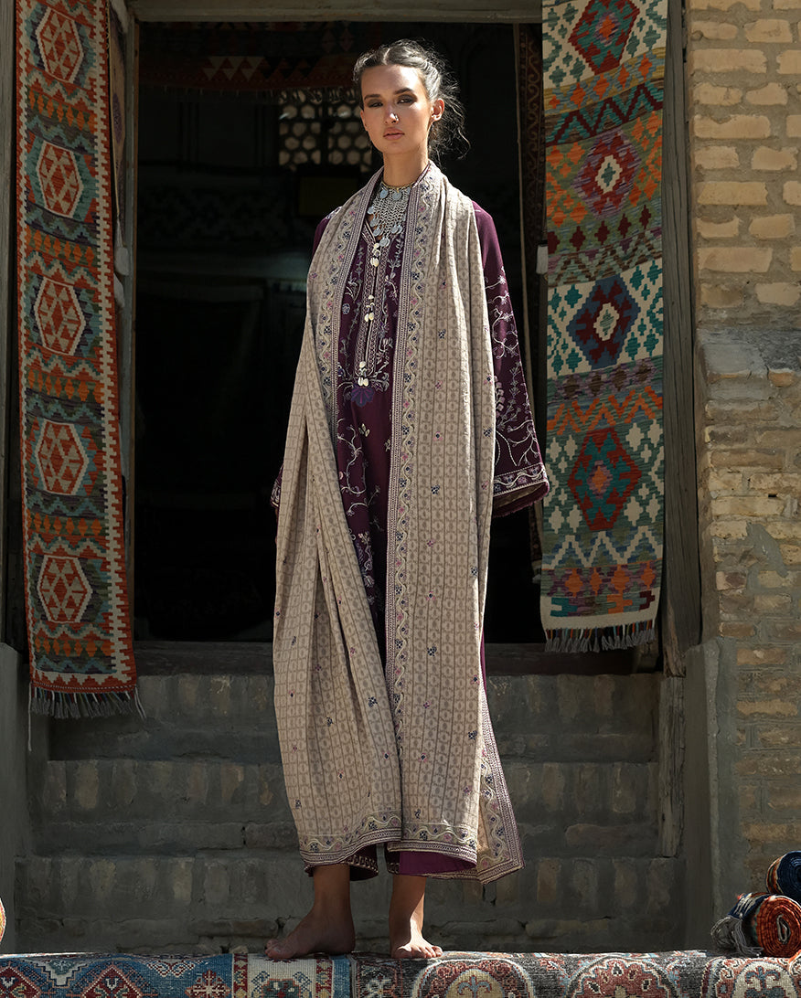 Hemline by Mushq Bukhara Embroidered Viscose Unstitched 3Pc Suit - Winter Caravan