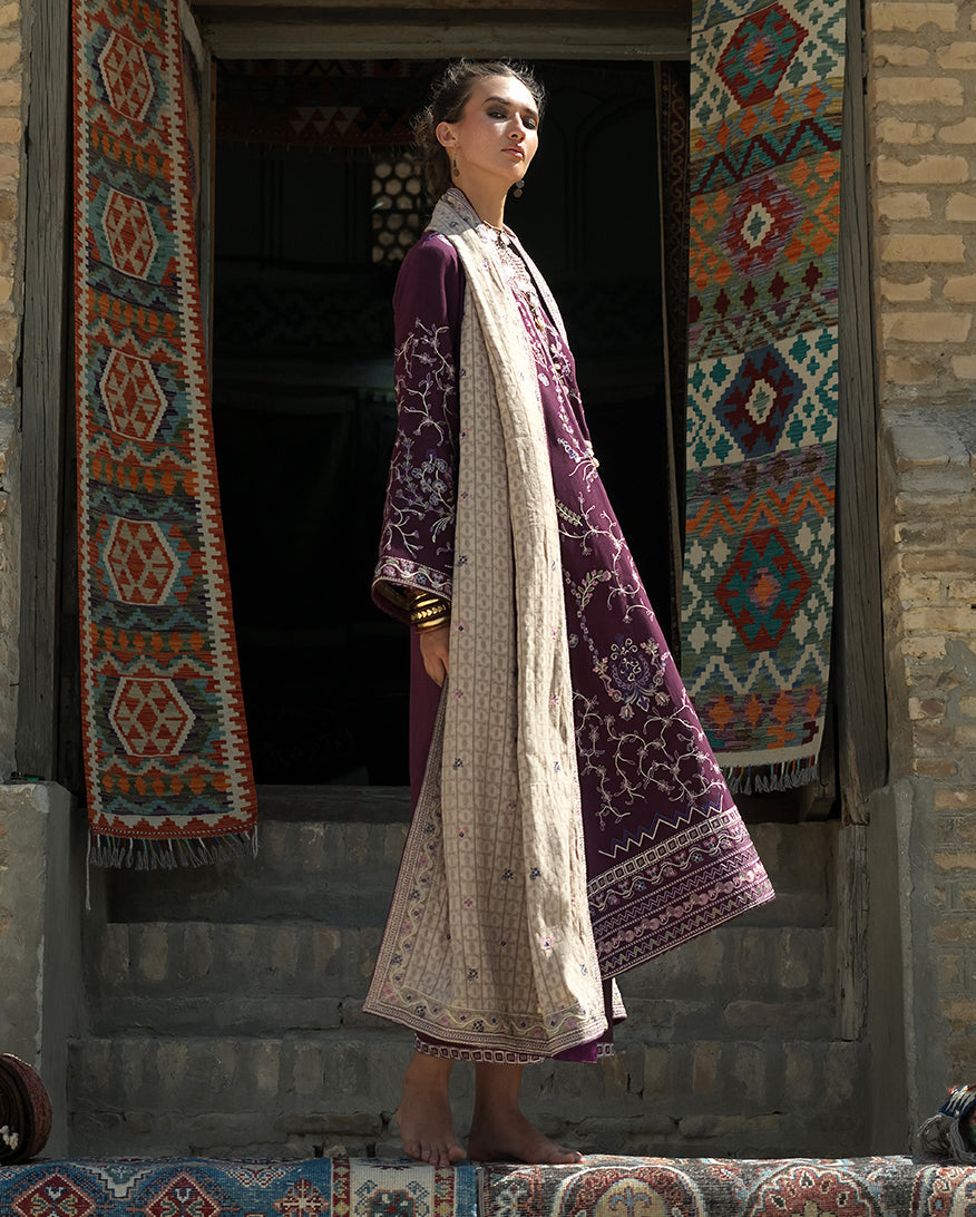 Hemline by Mushq Bukhara Embroidered Viscose Unstitched 3Pc Suit - Winter Caravan