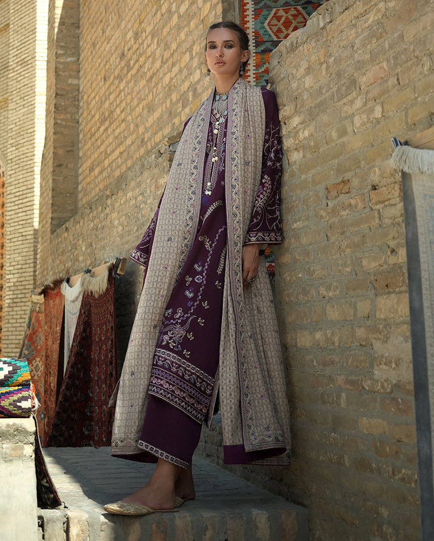 Hemline by Mushq Bukhara Embroidered Viscose Unstitched 3Pc Suit - Winter Caravan